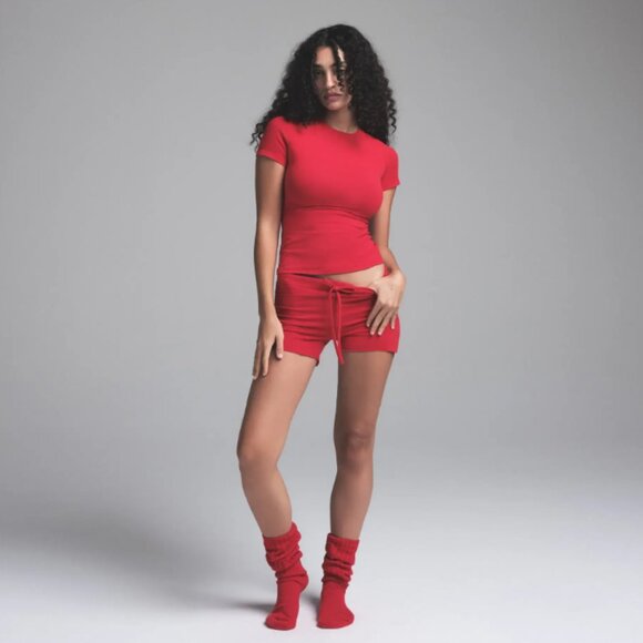 NWT Skims Cotton Jersey Short Sugar Cranberry - Picture 3 of 8